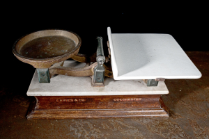 Butchers scales 1949 Davies and Co. of Colchester Vandome & Hart King George VI Cararra marble 'Perry.Ilford' vintage antique kingham alton hampshire UK for sale