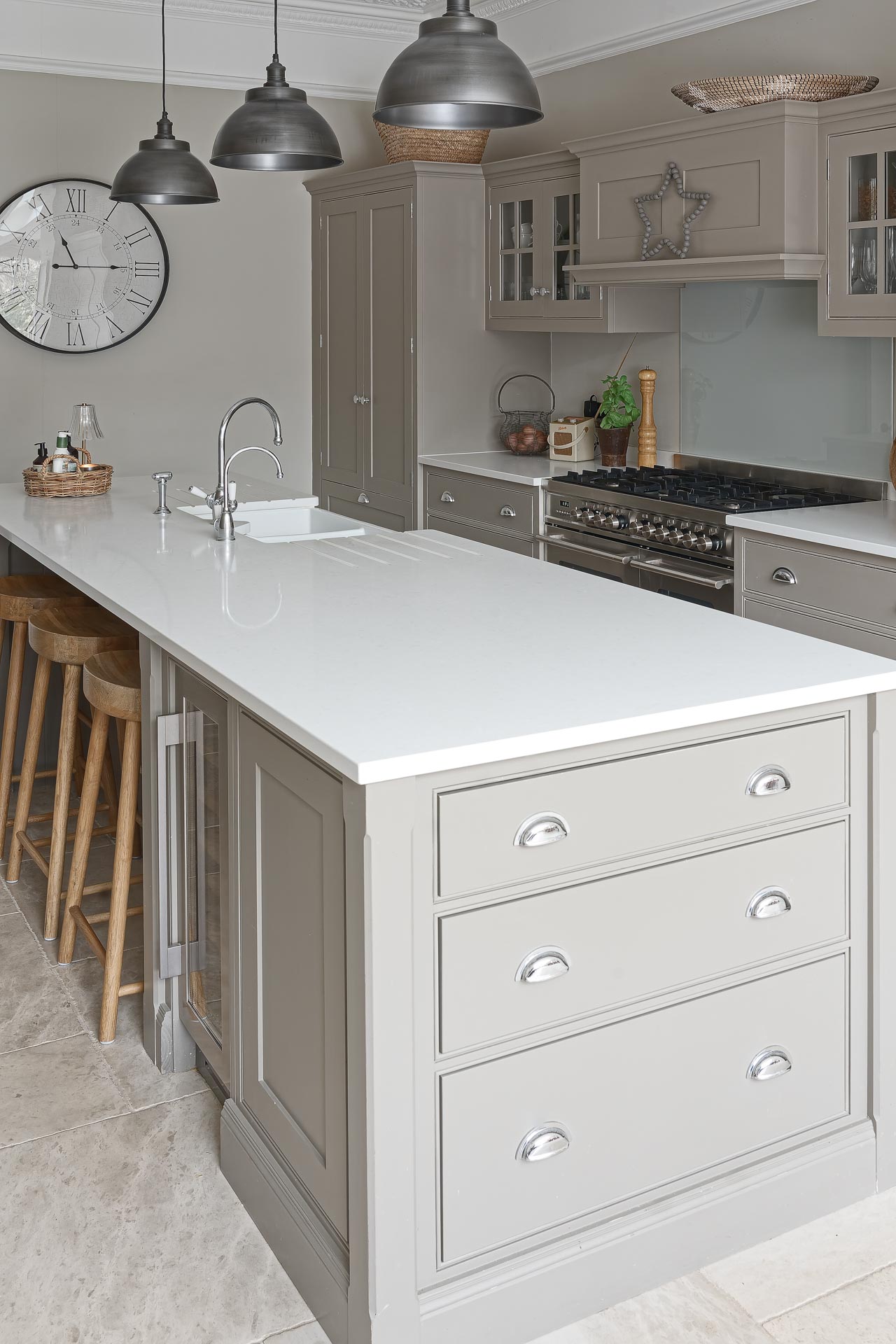 Kingham design truly bespoke kitchen shaker style luxury handmade boot mud utility linen laundry pantry larder fisher paykel miele neff butler sink perrin rowe Guildford Surrey.