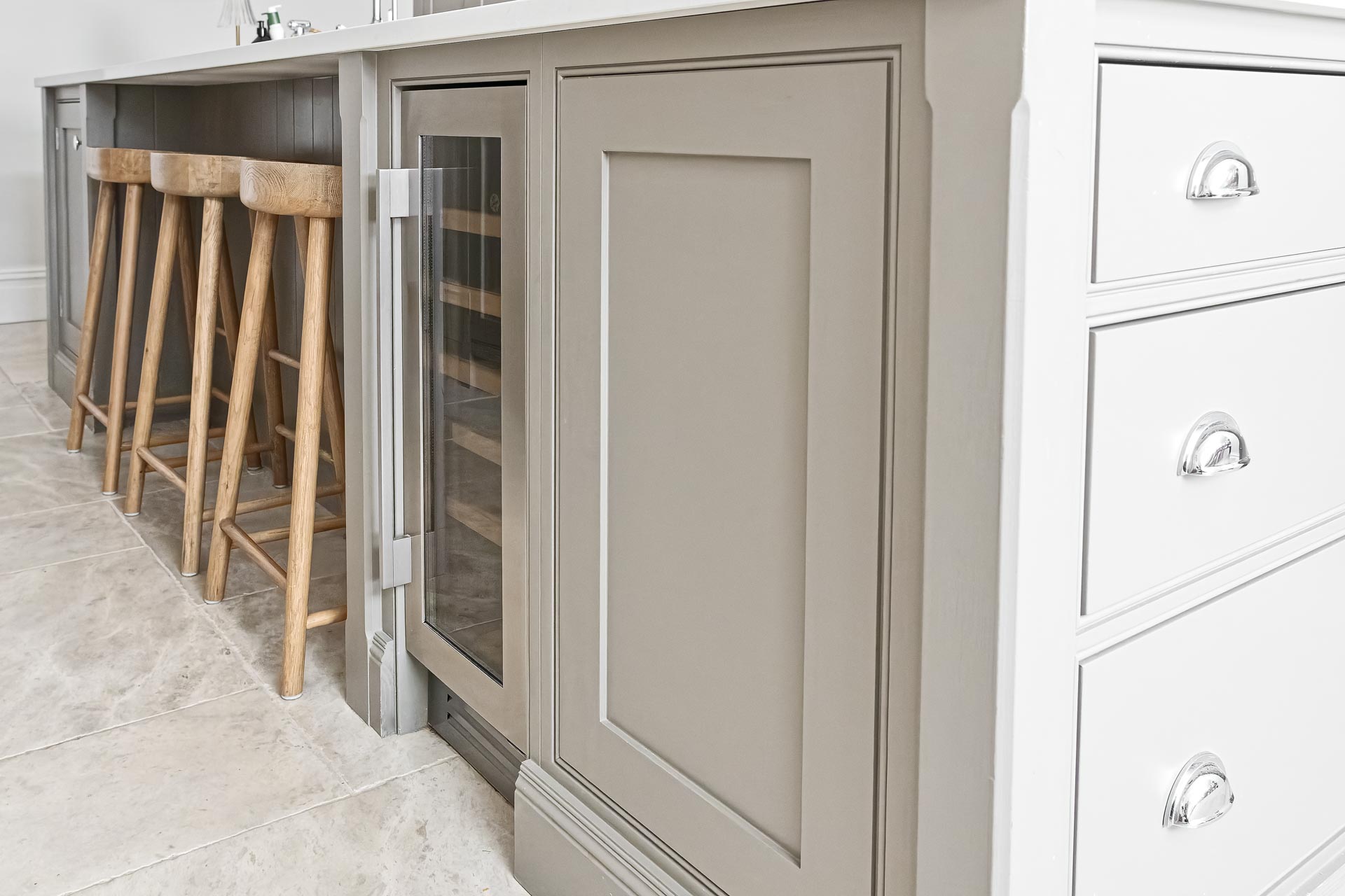 Kingham design truly bespoke kitchen shaker style luxury handmade boot mud utility linen laundry pantry larder fisher paykel miele neff  butler sink perrin rowe Guildford Surrey.