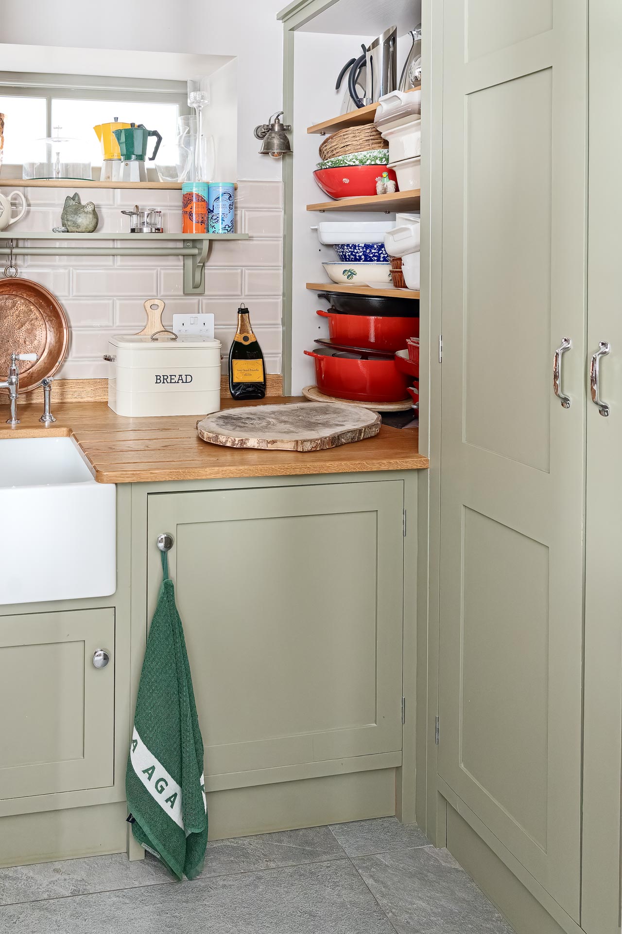 Traditional bespoke kitchen pantry utility scullery Hampstead North London alton hampshire guildford surrey shaker style luxury hand painted hand made miele fisher paykel armac martin farrow and ball quooker silestone caesarstone quartz maeble